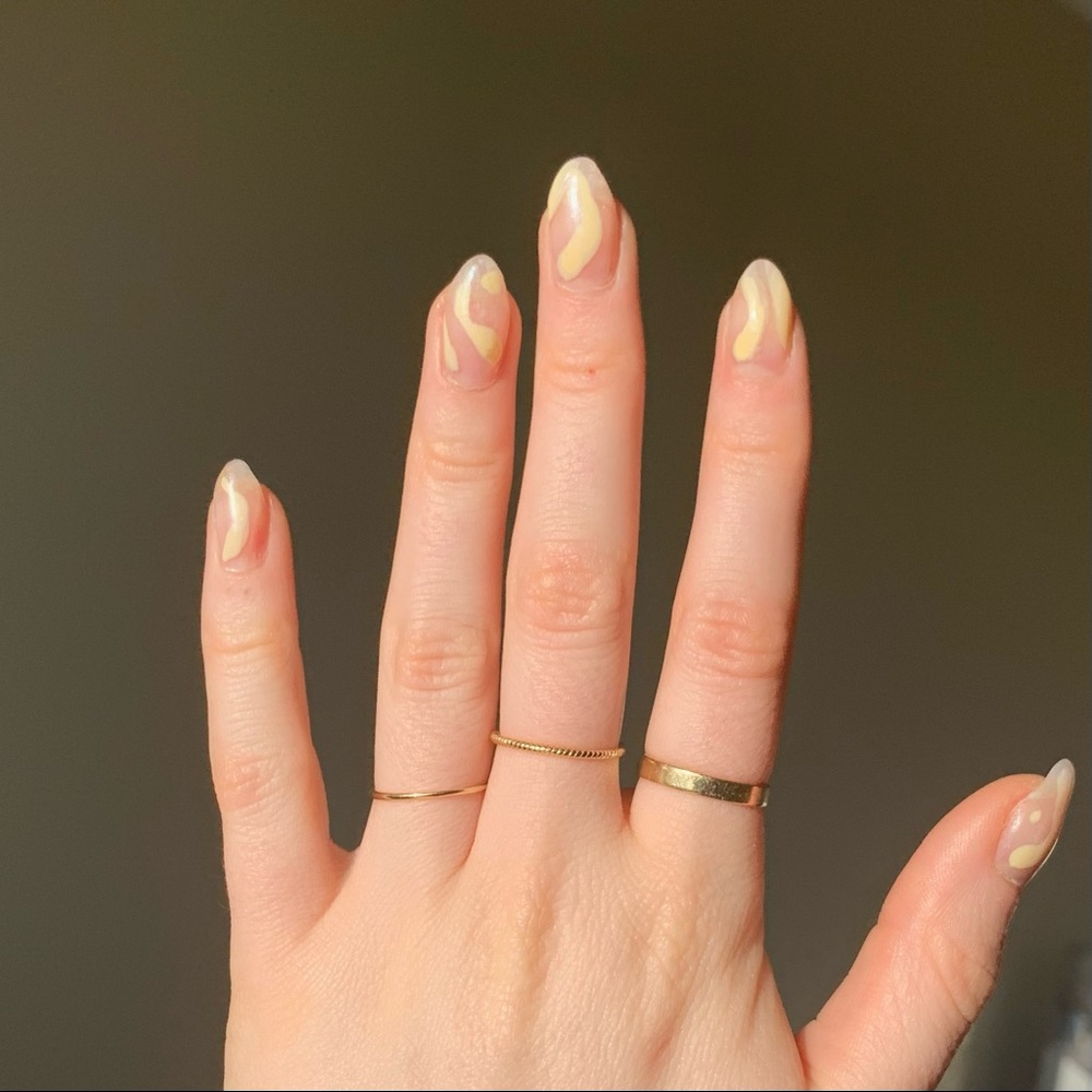 Mejuri 14k bold stacker ring